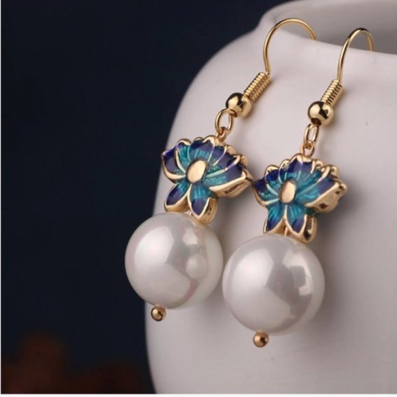 NEW Spiritual Lotus Flower Earrings - Picture 12 of 14